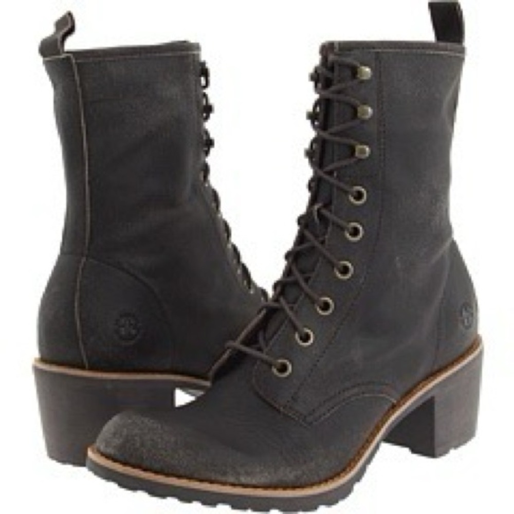 Doc Martens Lucie Grey/black Boots Women’s Size 8 EUR 39